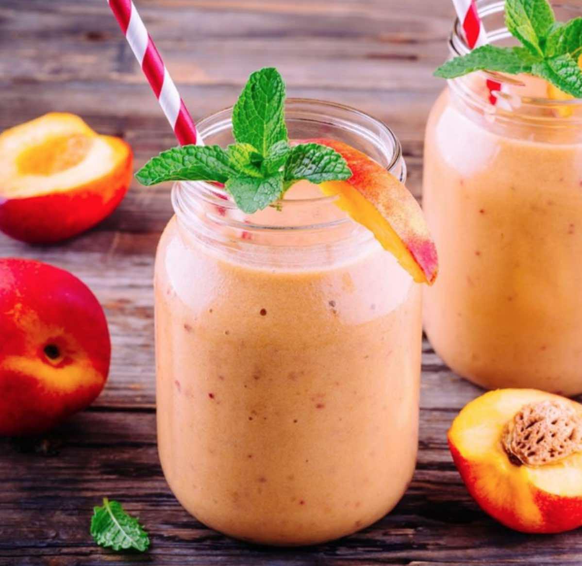 Fahéjas banános nektarin smoothie
