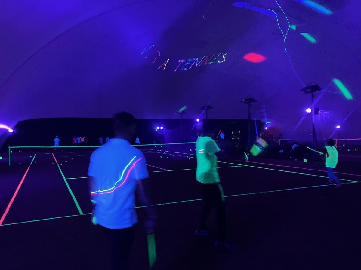 La soirée fluo c’est partie!! 