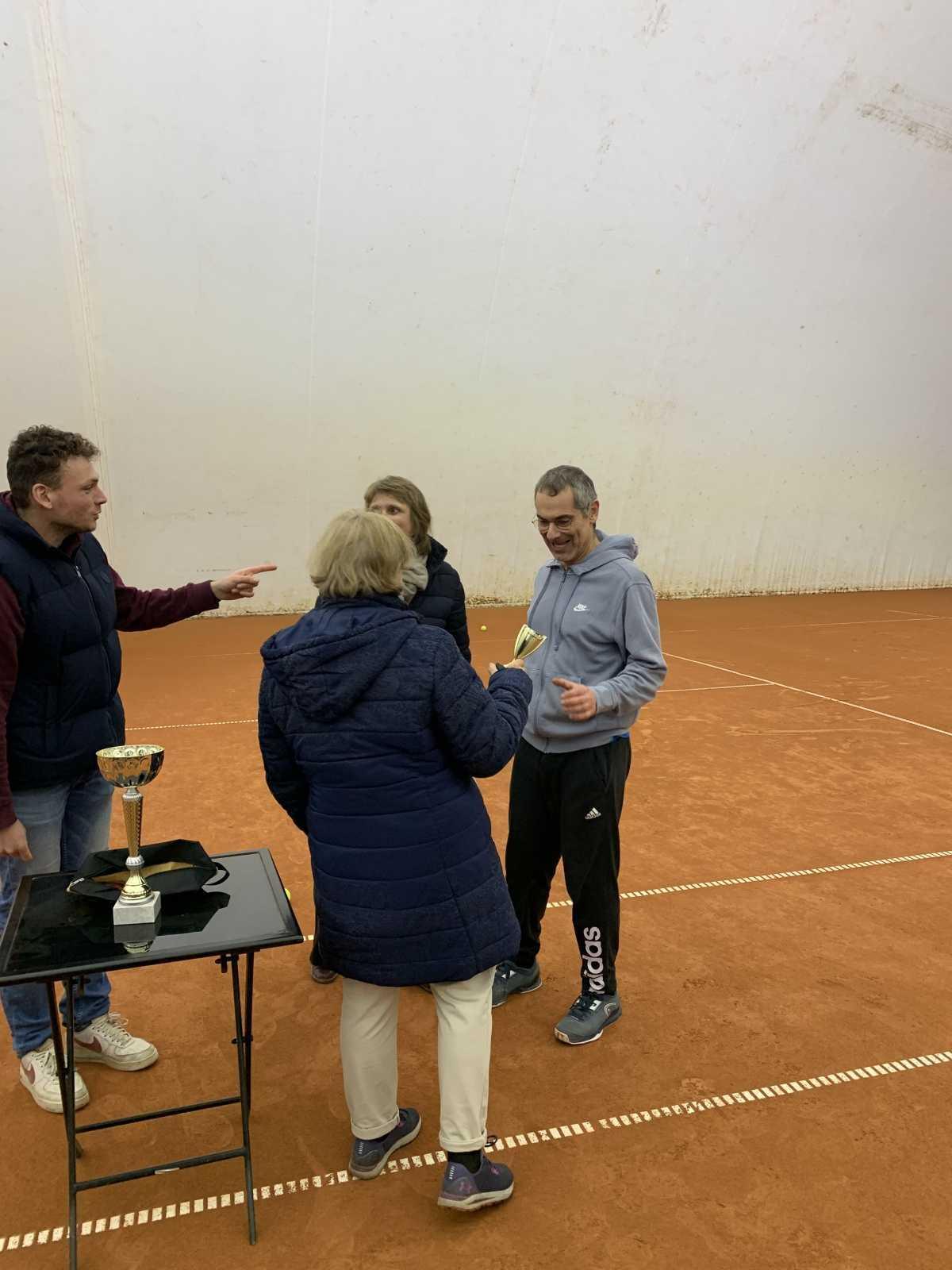 Succès du premier tournoi des raquettes homme au Monde ! Félicitations aux participants !