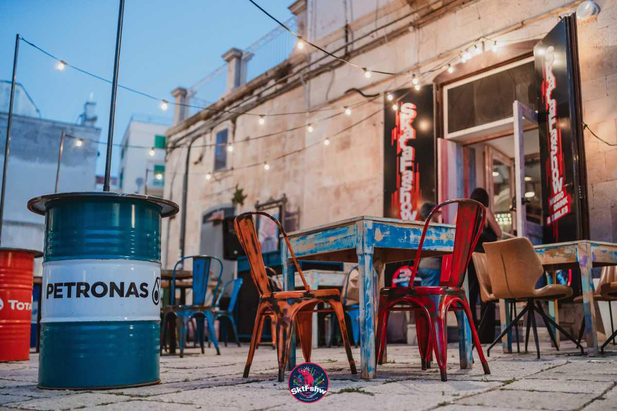 Skatafashow a Molfetta: Un Nuovo Spazio per Drink, Food & Music! Skatafashow a Molfetta: Un Nuovo Spazio per Drink, Food & Music!