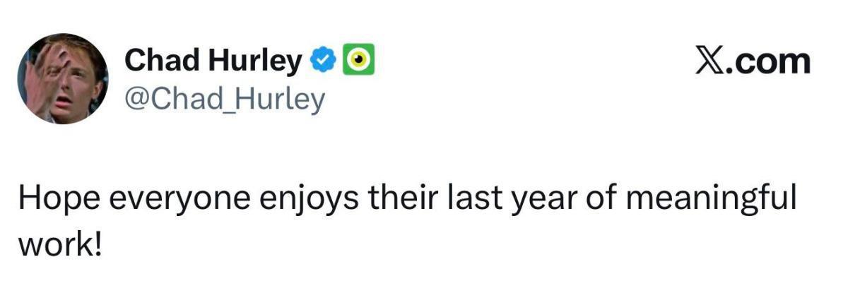 تغريدة مؤسس مشارك ليوتيوب تشعل نقاشاً حول مصير العمل البشري في عصر الذكاء الاصطناعي