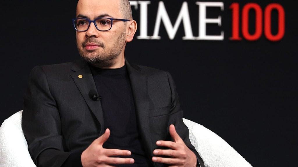 ديميس حسابيس: الذكاء الاصطناعي يصبح بارعًا بشكل مفاجئ في إعادة بناء ما يراه عقلنا
