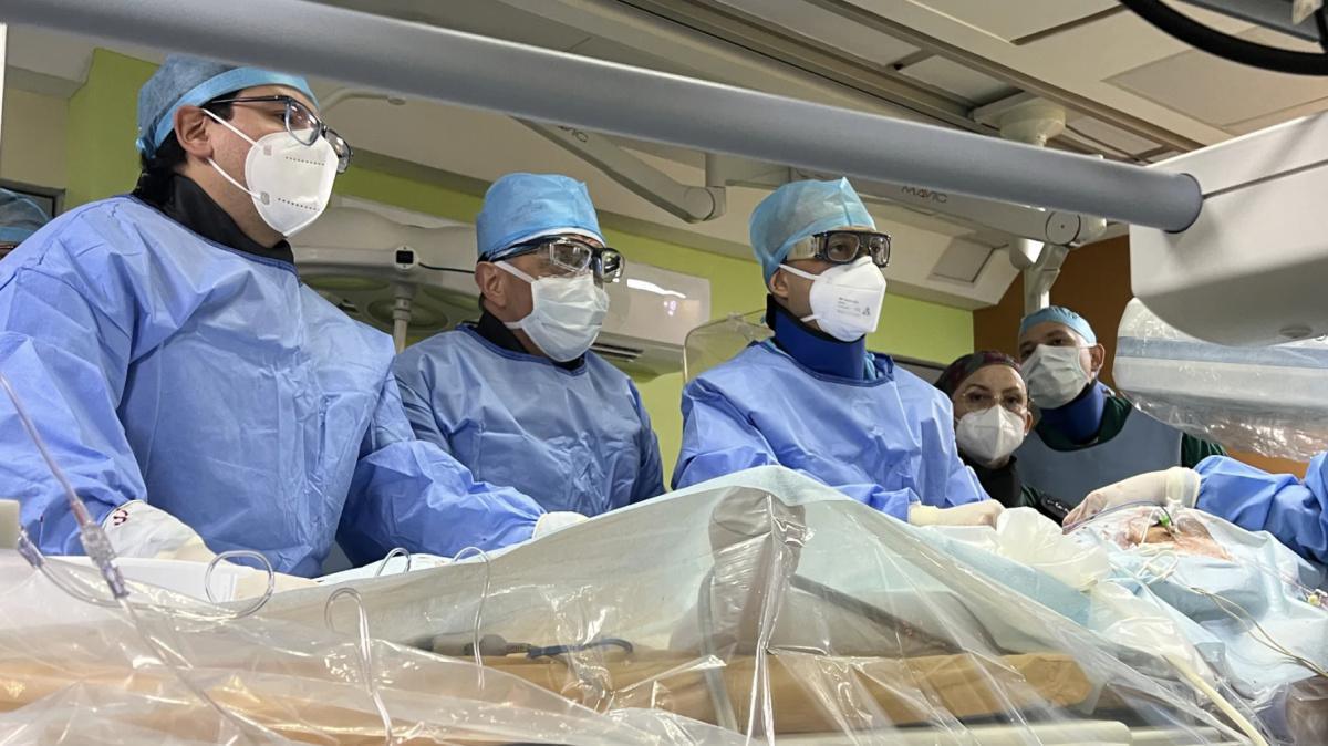 Procedimiento TAVI para sustituir válvula aórtica se realiza con éxito en Centro Médico Procedimiento TAVI para sustituir válvula aórtica se realiza con éxito en Centro Médico