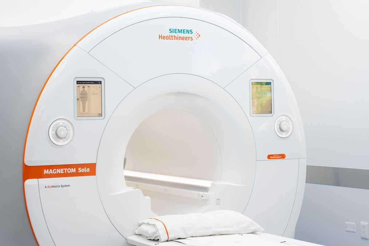 CENTRO MÉDICO cuenta con Resonancia Magnética MAGNETOM SOLA, en su Departamento de Radiología  CENTRO MÉDICO cuenta con Resonancia Magnética MAGNETOM SOLA, en su Departamento de Radiología