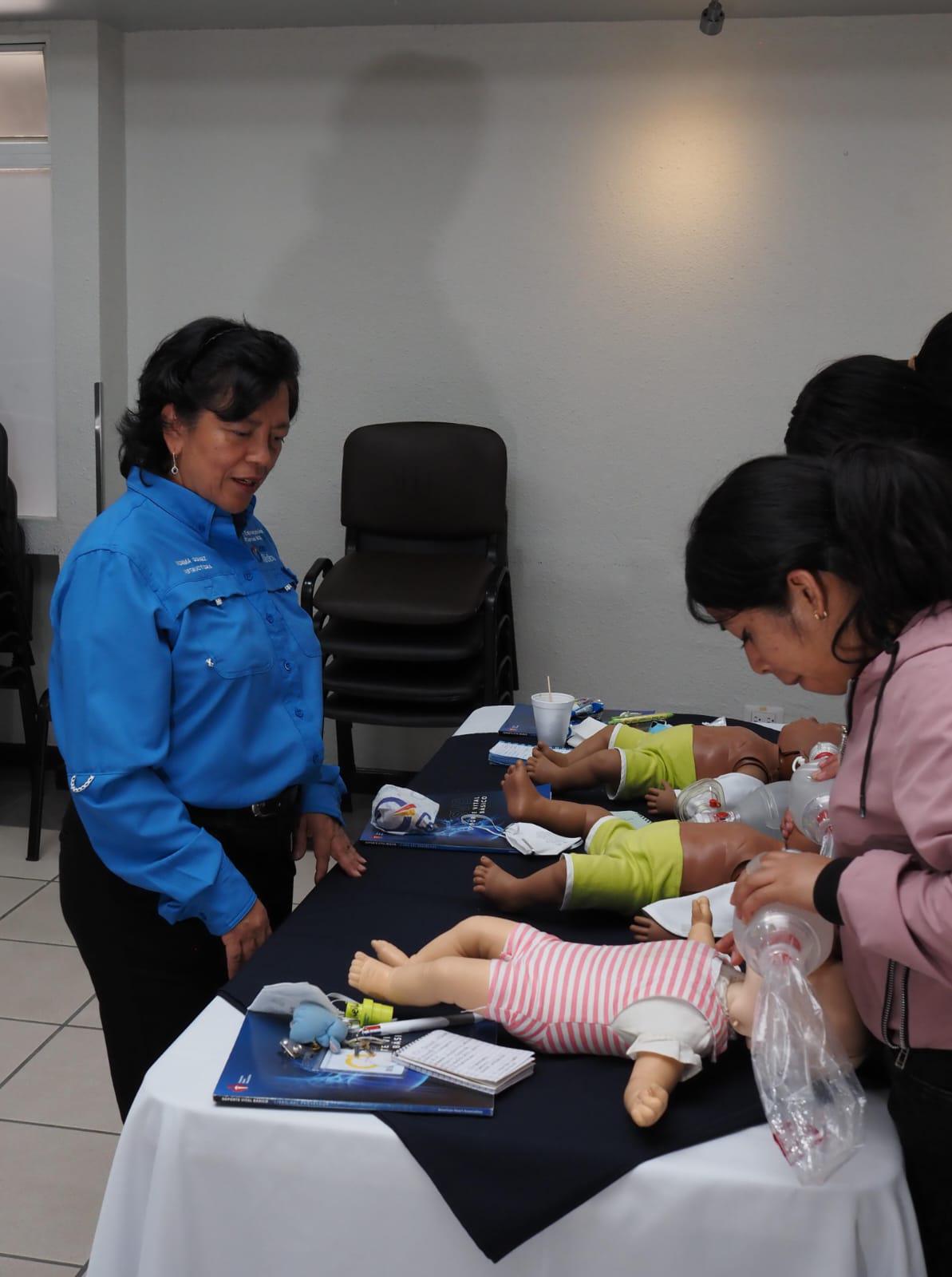 18 de mayo 2024 | Capacitación de RCP: Un Paso Adelante en la Preparación del Personal de Centro Médico 18 de mayo 2024 | Capacitación de RCP: Un Paso Adelante en la Preparación del Personal de Centro Médico