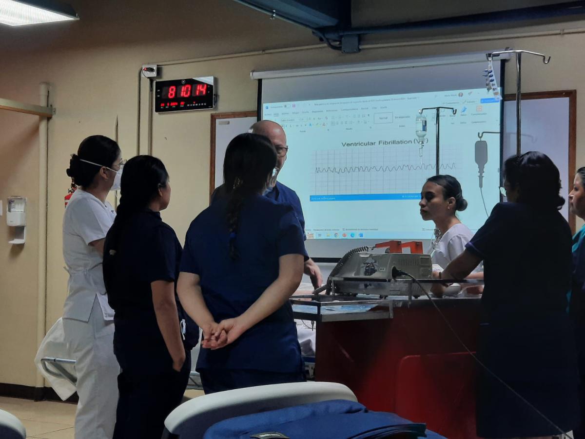 28 de Mayo | Taller personal de Terapia Respiratoria y Supervisoras de la Consulta Externa  28 de Mayo | Taller personal de Terapia Respiratoria y Supervisoras de la Consulta Externa