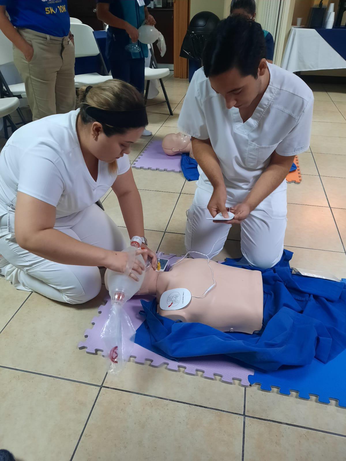 29 de Mayo | Taller personal de Consulta Externa, Emergencia, Residente y Externos (estudiantes de la Universidad Rafael Landívar). 29 de Mayo | Taller personal de Consulta Externa, Emergencia, Residente y Externos (estudiantes de la Universidad Rafael Landívar).