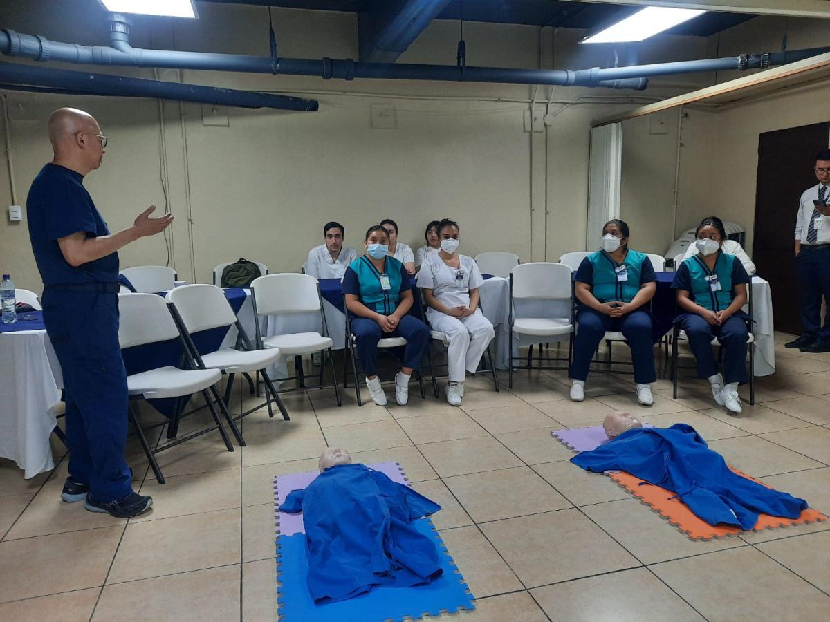 29 de Mayo | Taller personal de Consulta Externa, Emergencia, Residente y Externos (estudiantes de la Universidad Rafael Landívar). 29 de Mayo | Taller personal de Consulta Externa, Emergencia, Residente y Externos (estudiantes de la Universidad Rafael Landívar).