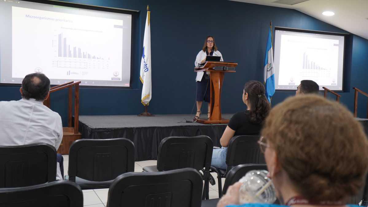 Conferencia Exitosa sobre el Manejo de Infecciones Multirresistentes en Hospital Centro Médico Conferencia Exitosa sobre el Manejo de Infecciones Multirresistentes en Hospital Centro Médico