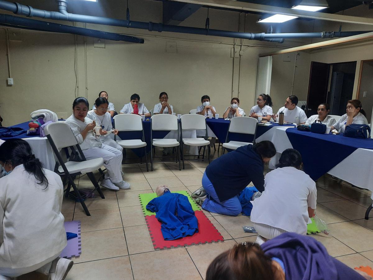 Práctica mensual RCP Avanzado Residentes y Enfermería Julio
