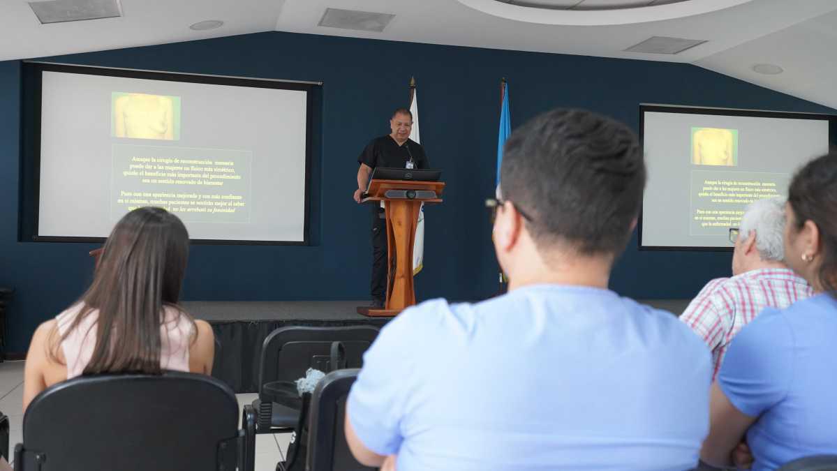 Conferencia Científica | Abordaje integral del cáncer de mama Conferencia Científica | Abordaje integral del cáncer de mama