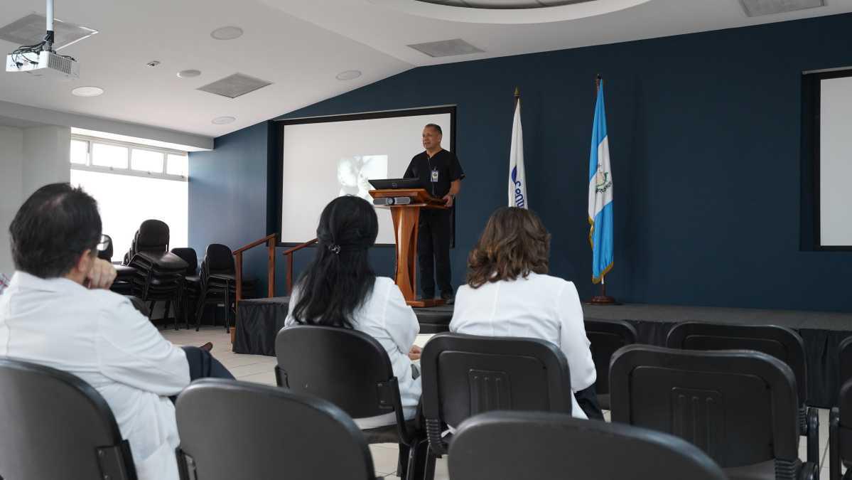 Conferencia Científica | Abordaje integral del cáncer de mama