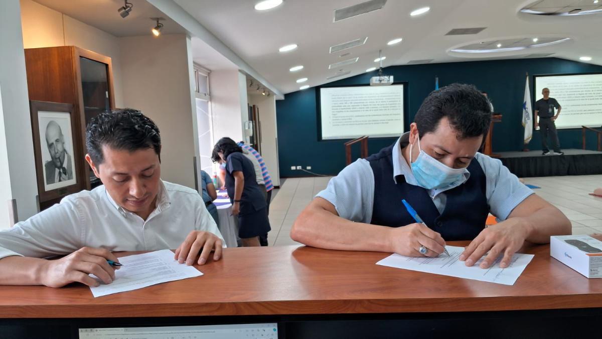 Curso Solo Manos para Colaboradores Hospital Centro Médico Curso Solo Manos para Colaboradores Hospital Centro Médico