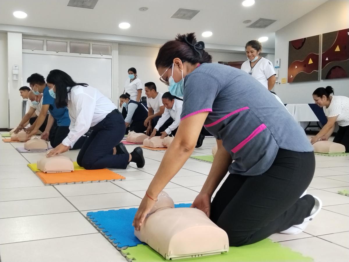 Curso Solo Manos para Colaboradores Hospital Centro Médico Curso Solo Manos para Colaboradores Hospital Centro Médico