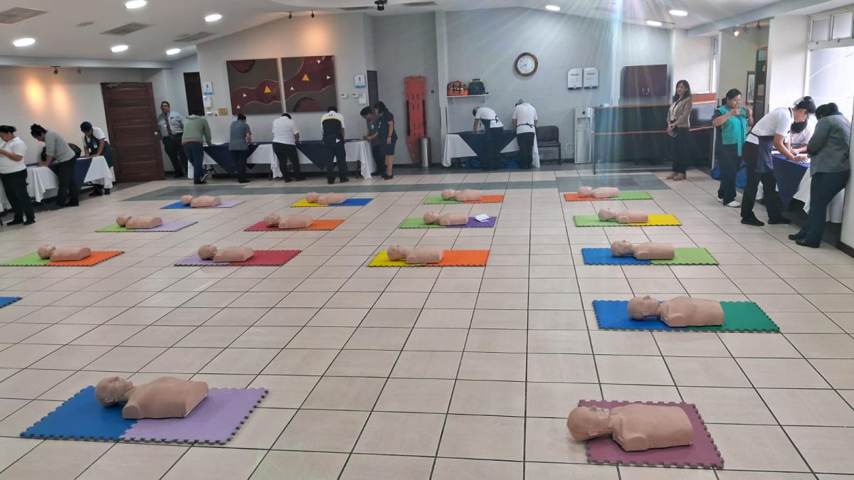 Curso Solo Manos para Colaboradores Hospital Centro Médico Curso Solo Manos para Colaboradores Hospital Centro Médico