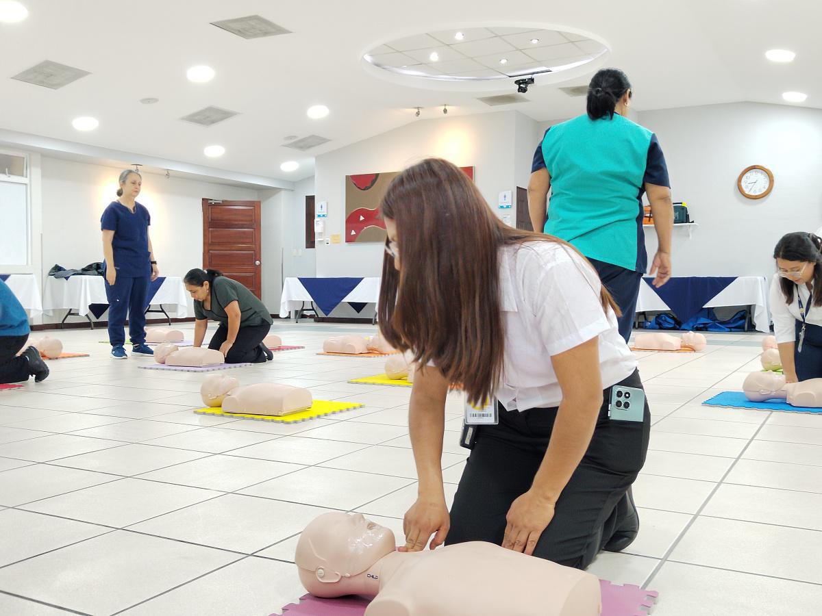 Curso Solo Manos para Colaboradores Hospital Centro Médico Curso Solo Manos para Colaboradores Hospital Centro Médico