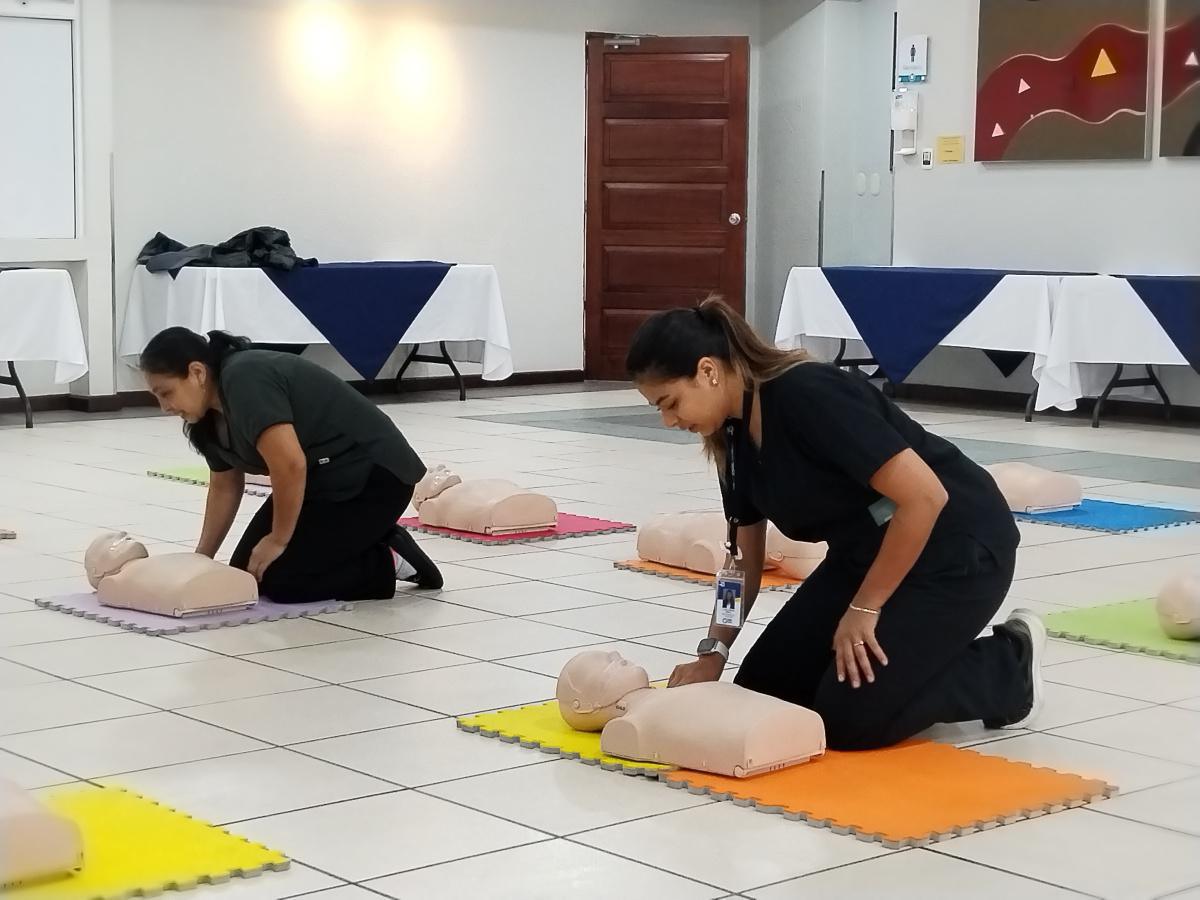 Curso Solo Manos para Colaboradores Hospital Centro Médico Curso Solo Manos para Colaboradores Hospital Centro Médico