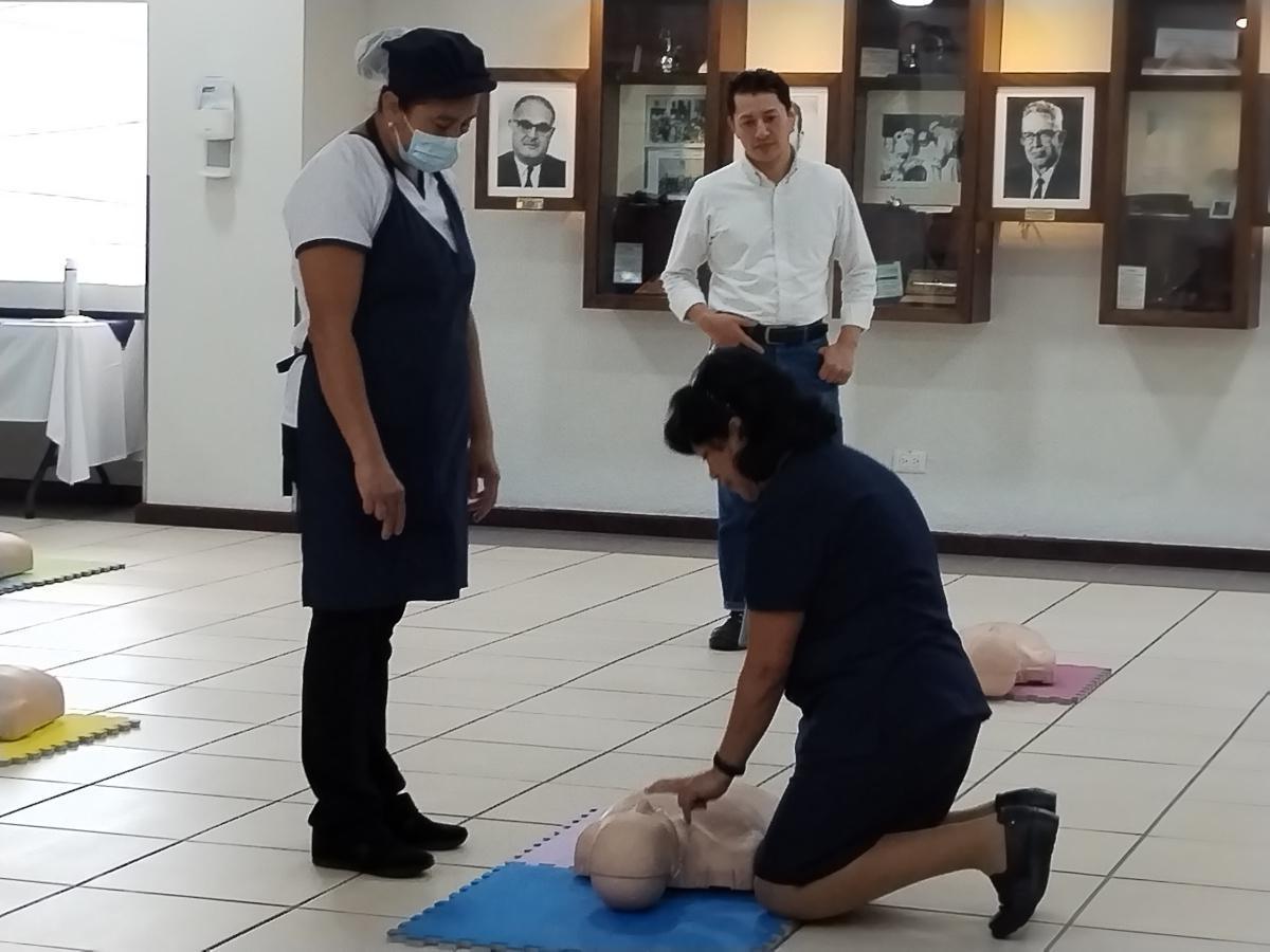 Curso Solo Manos para Colaboradores Hospital Centro Médico Curso Solo Manos para Colaboradores Hospital Centro Médico