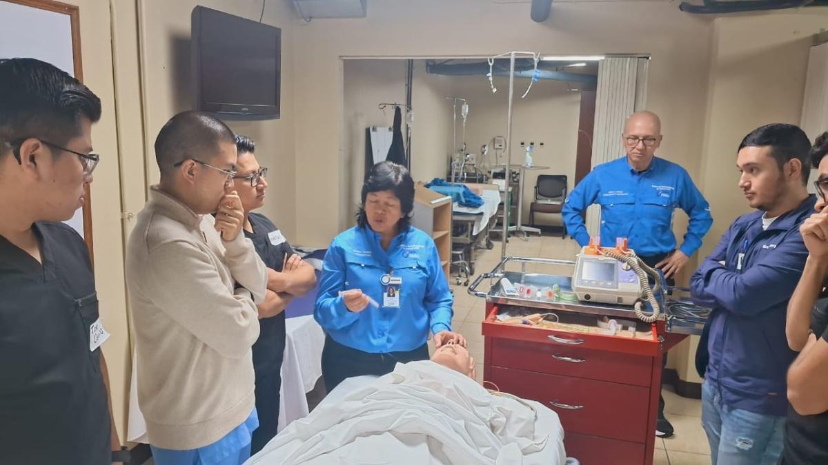 2 Noviembre | Exitoso Taller de Actualización de RCP para Médicos Residentes en el Hospital Centro Médico 2 Noviembre | Exitoso Taller de Actualización de RCP para Médicos Residentes en el Hospital Centro Médico