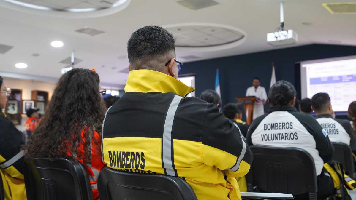 Curso de Actualización en el Manejo Pre hospitalario del Evento Cerebrovascular -ECV- "Código Derrame" Curso de Actualización en el Manejo Pre hospitalario del Evento Cerebrovascular -ECV- "Código Derrame"