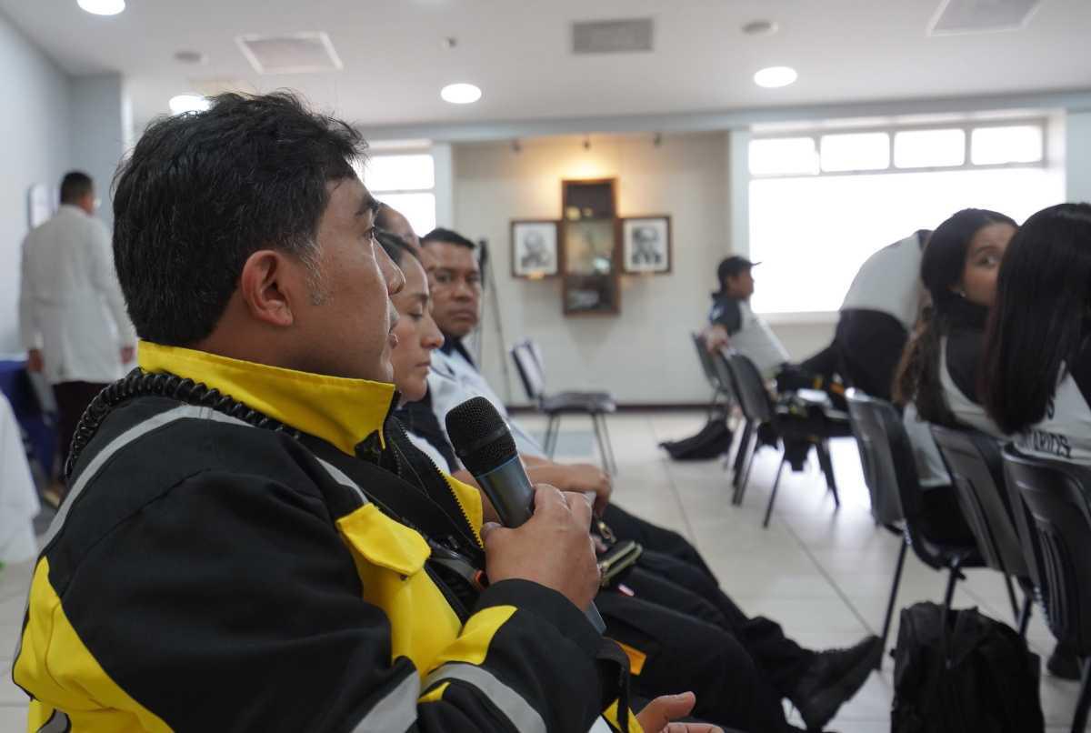 Curso de Actualización en el Manejo Pre hospitalario del Evento Cerebrovascular -ECV- "Código Derrame" Curso de Actualización en el Manejo Pre hospitalario del Evento Cerebrovascular -ECV- "Código Derrame"