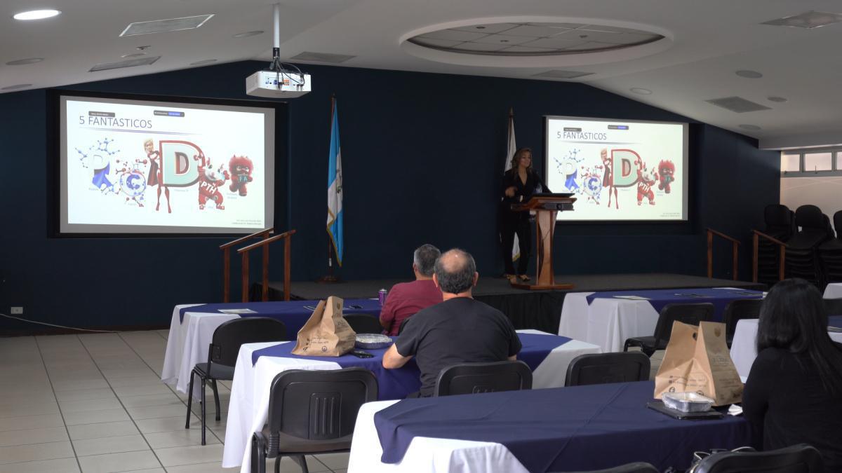 Conferencia: Vitamina D, más que una vitamina Conferencia: Vitamina D, más que una vitamina