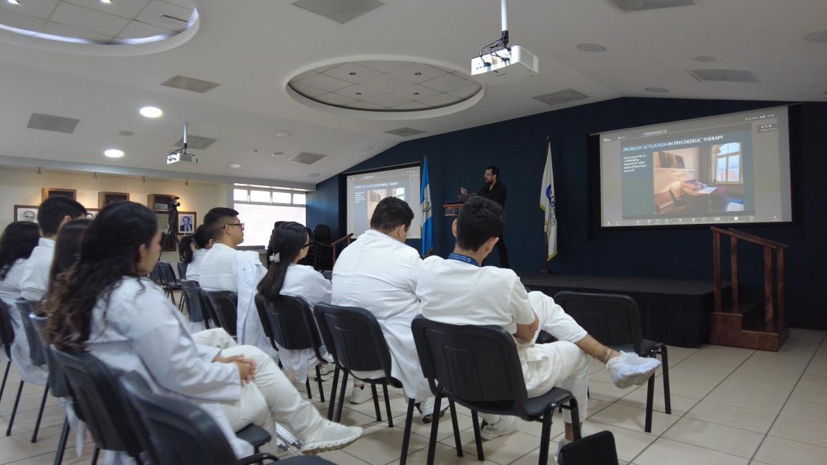 Conferencia: Abuso A Manejo De Sustancias PsicoActivas