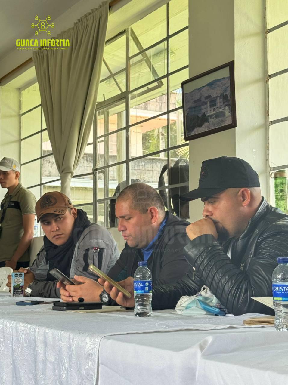 Histórico encuentro por la paz en Antioquia: FARC EP se compromete a seguir luchando por la tranquilidad Histórico encuentro por la paz en Antioquia: FARC EP se compromete a seguir luchando por la tranquilidad