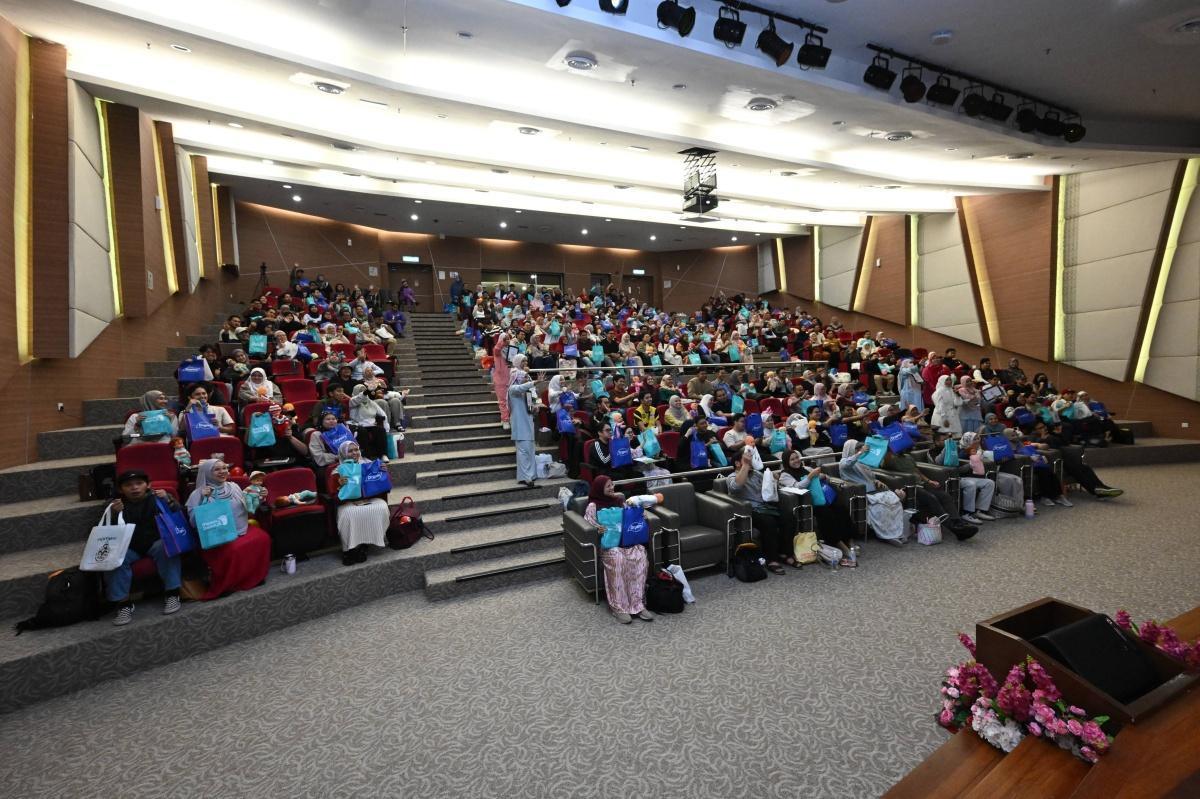 Seminar Breastfeeding Is Essentials 2026