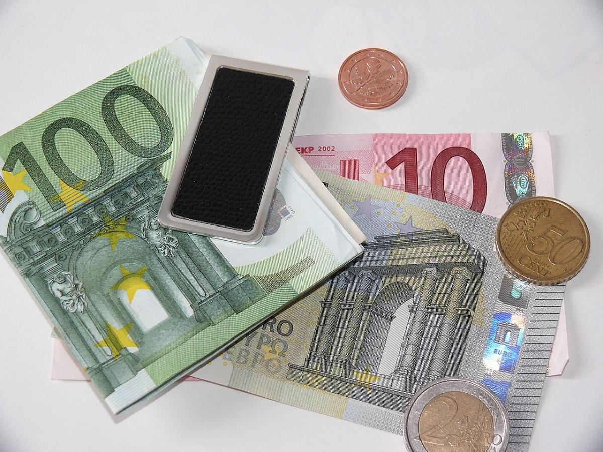 Les salaires en France devraient augmenter de 3,6% en 2025