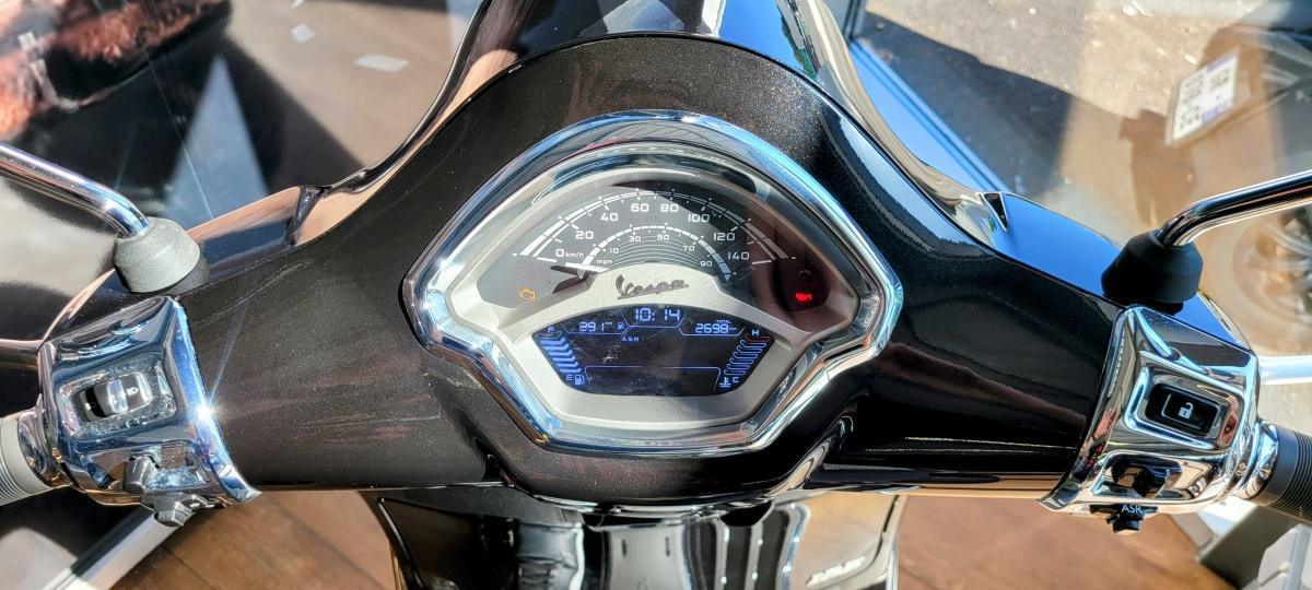 PIAGGIO Vespa GTS 125 Classic 