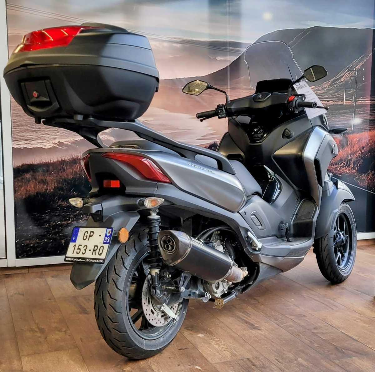 YAMAHA TRICITY 300