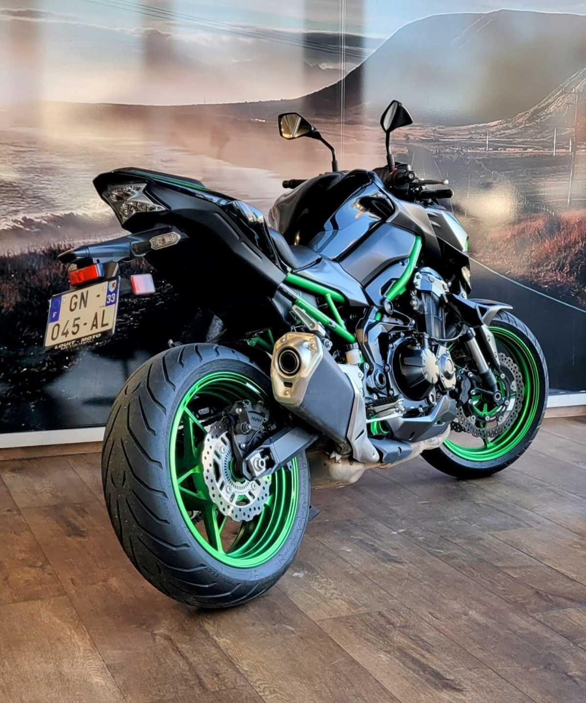 KAWASAKI Z 900 permis A KAWASAKI Z 900 permis A