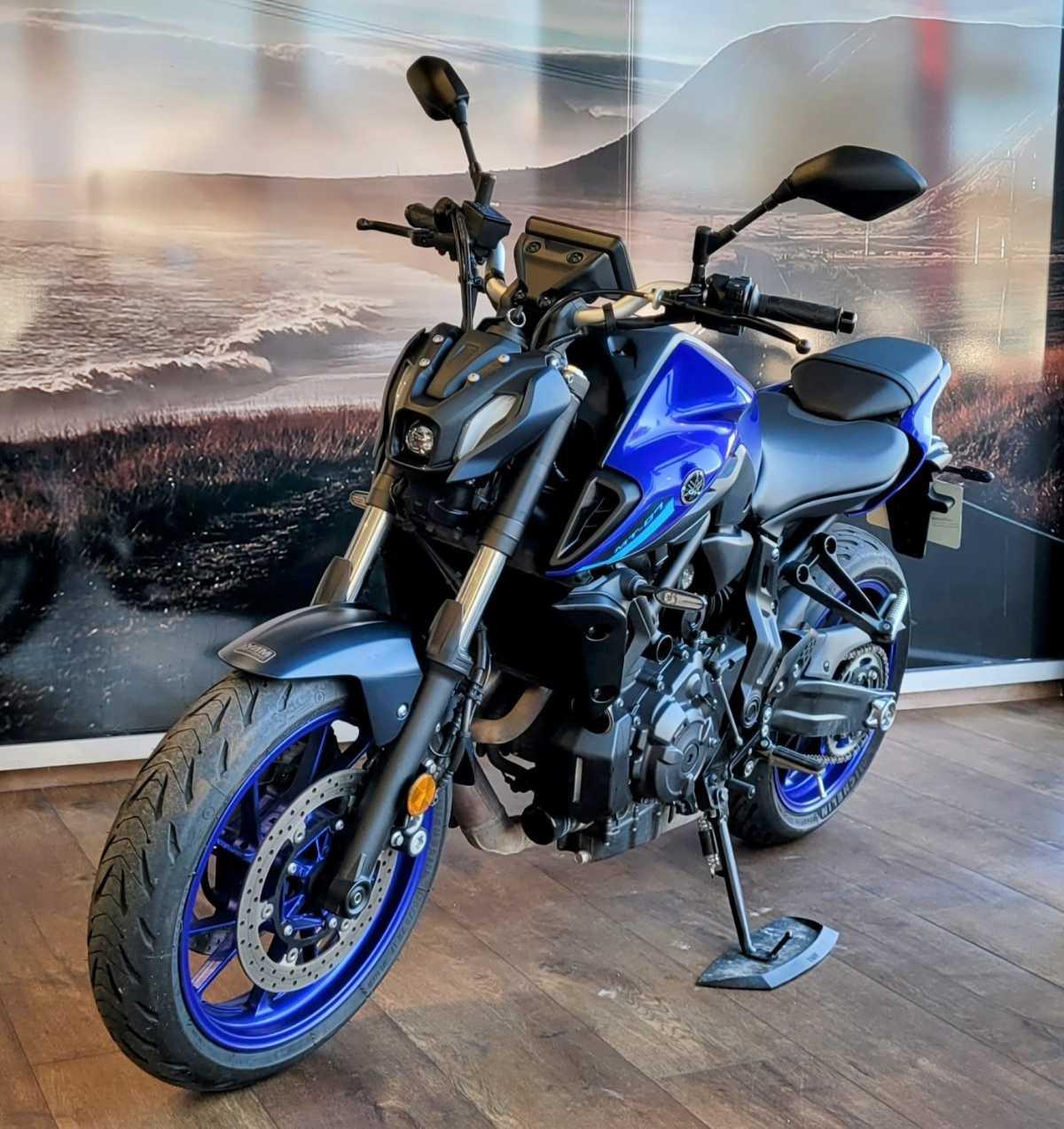 YAMAHA MT07