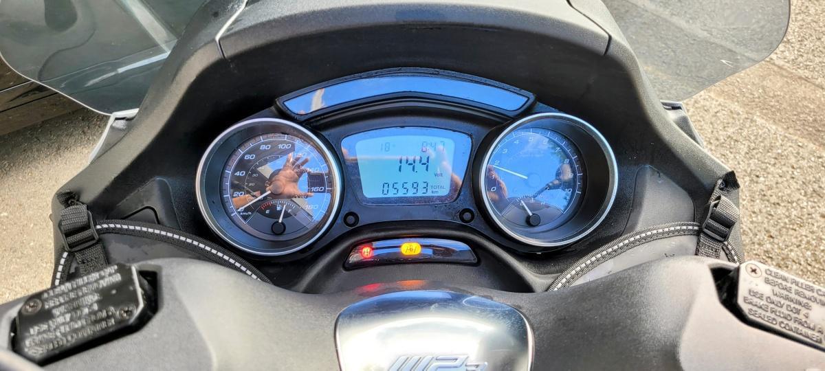 PIAGGIO MP3 400 HPE