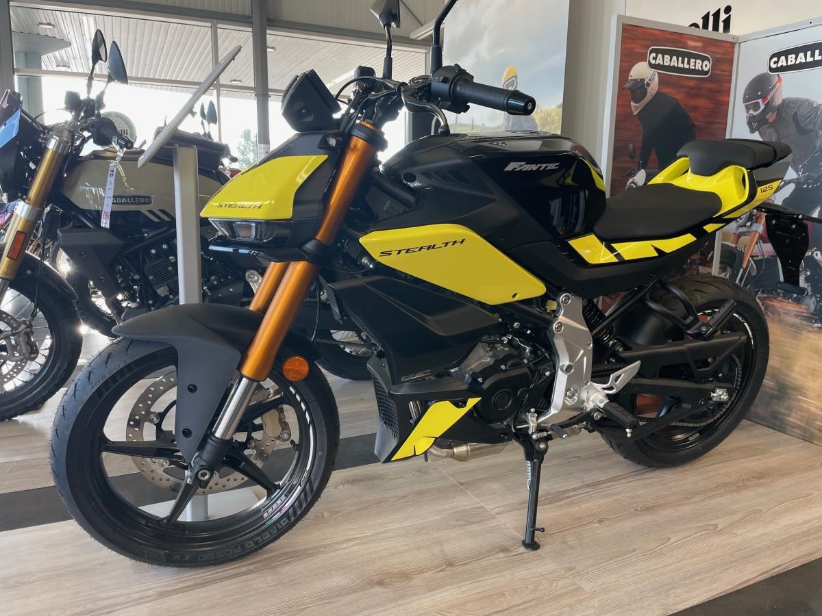 FANTIC 125 STEALTH