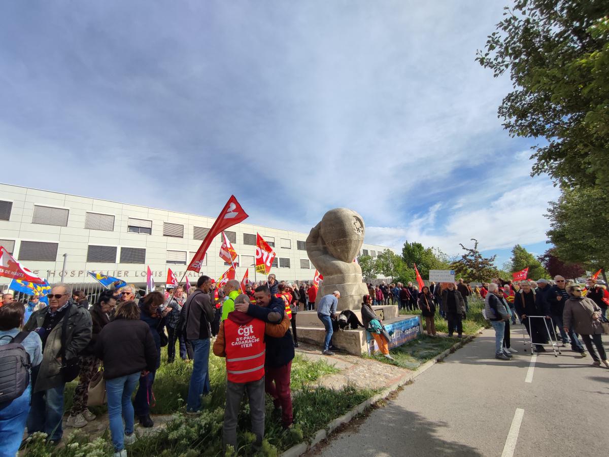 Mobilisation à Manosque pour l'hôpital et le système de soins Mobilisation à Manosque pour l'hôpital et le système de soins