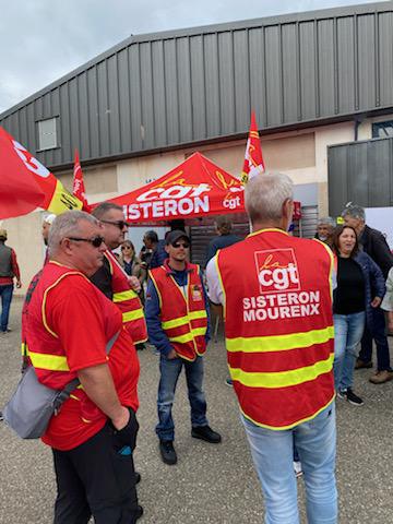 La poste : soutien au camarade Rachid La poste : soutien au camarade Rachid
