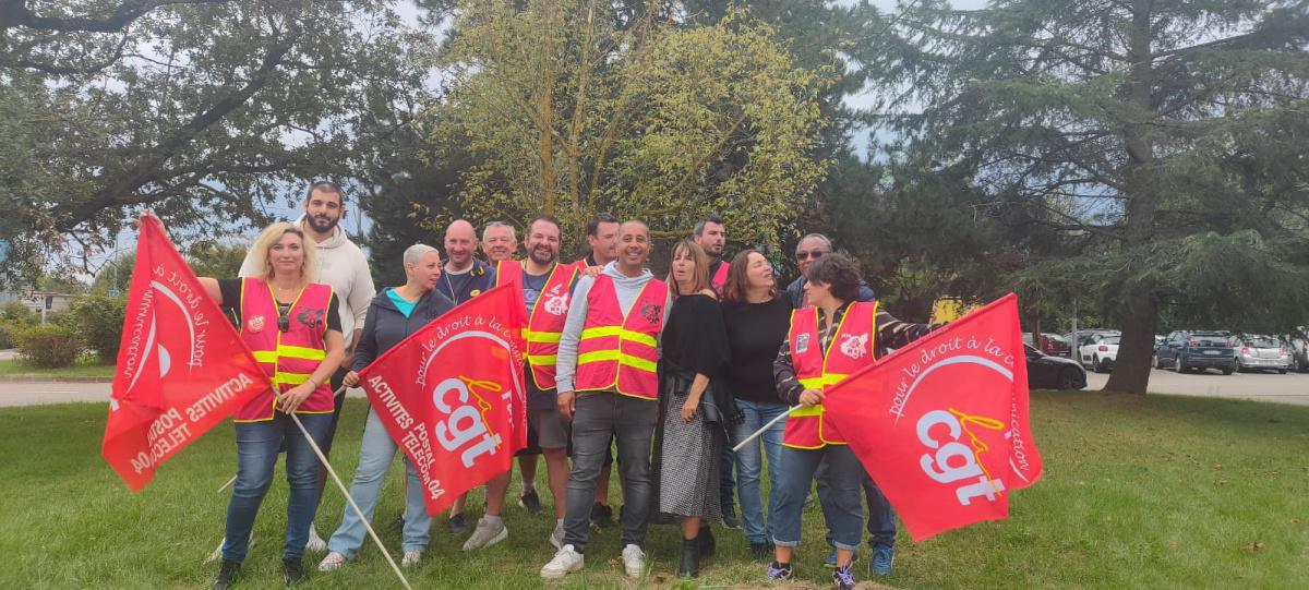 La poste : soutien au camarade Rachid La poste : soutien au camarade Rachid