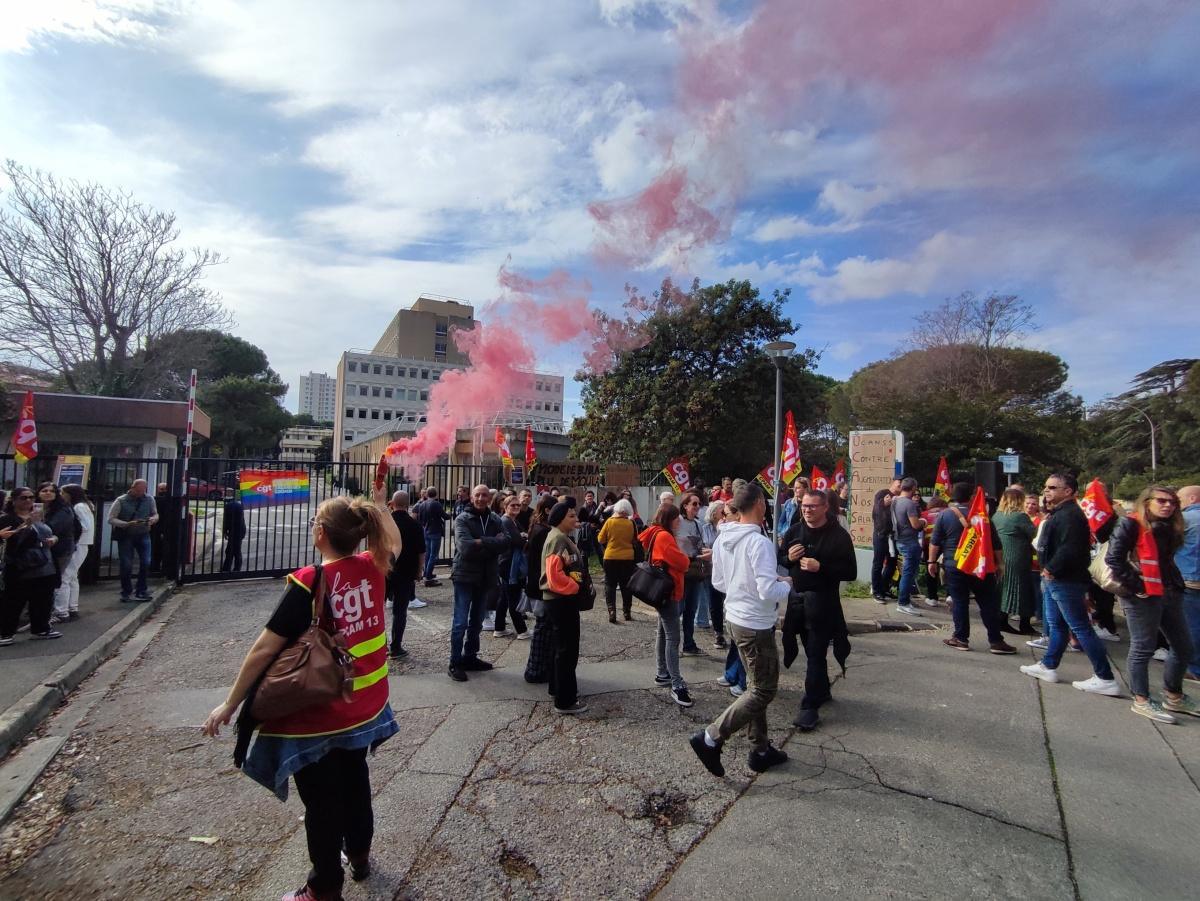 ✊🏻 Les salariés de la sécurité sociale en colère ! ✊🏻 Les salariés de la sécurité sociale en colère !