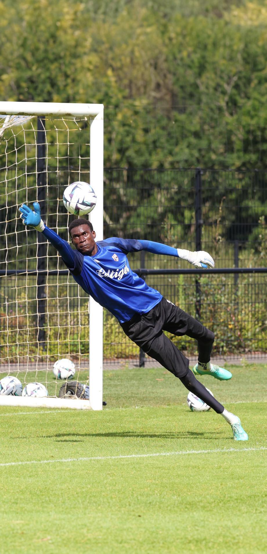 30 Babacar NIASSE