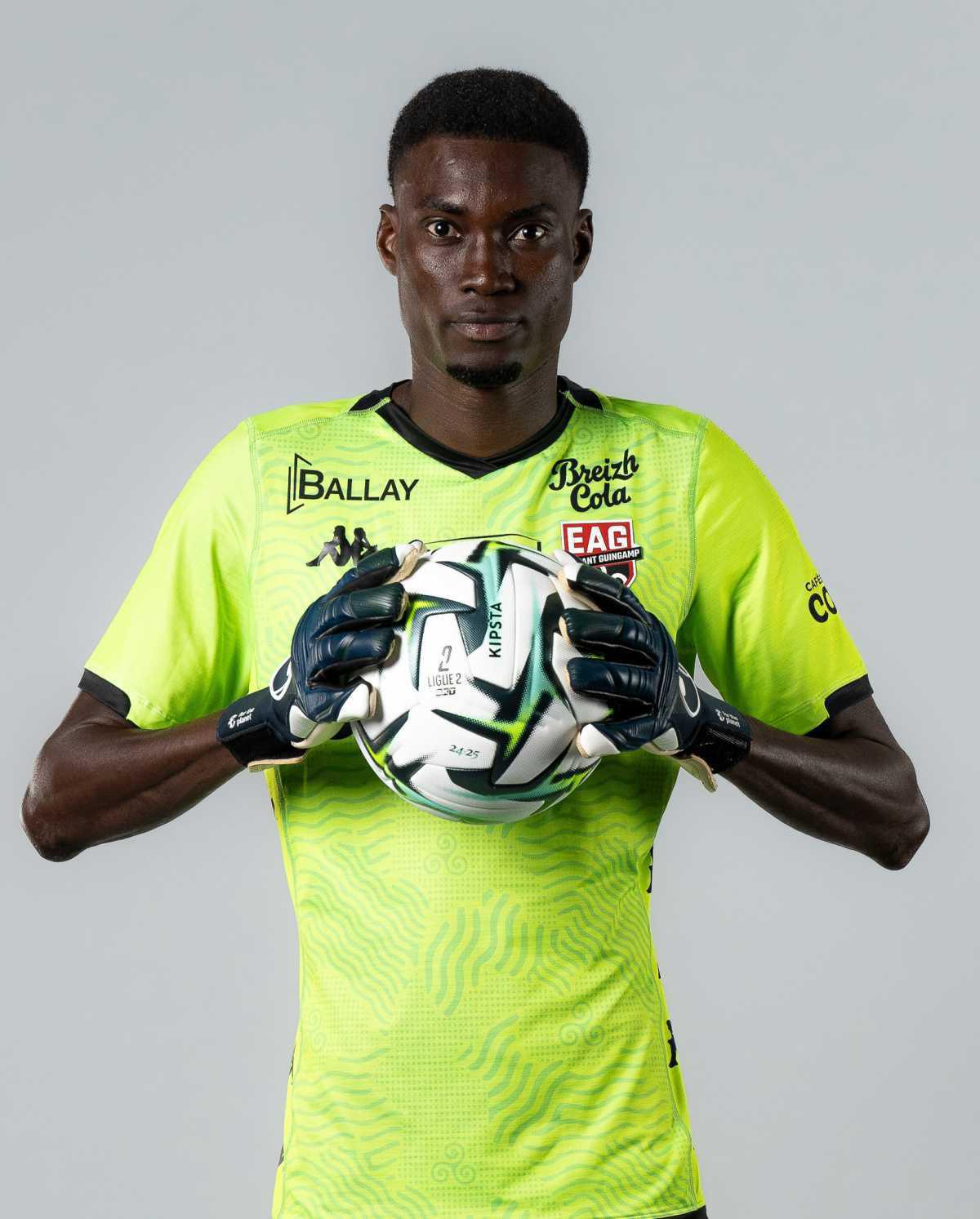 30 Babacar NIASSE