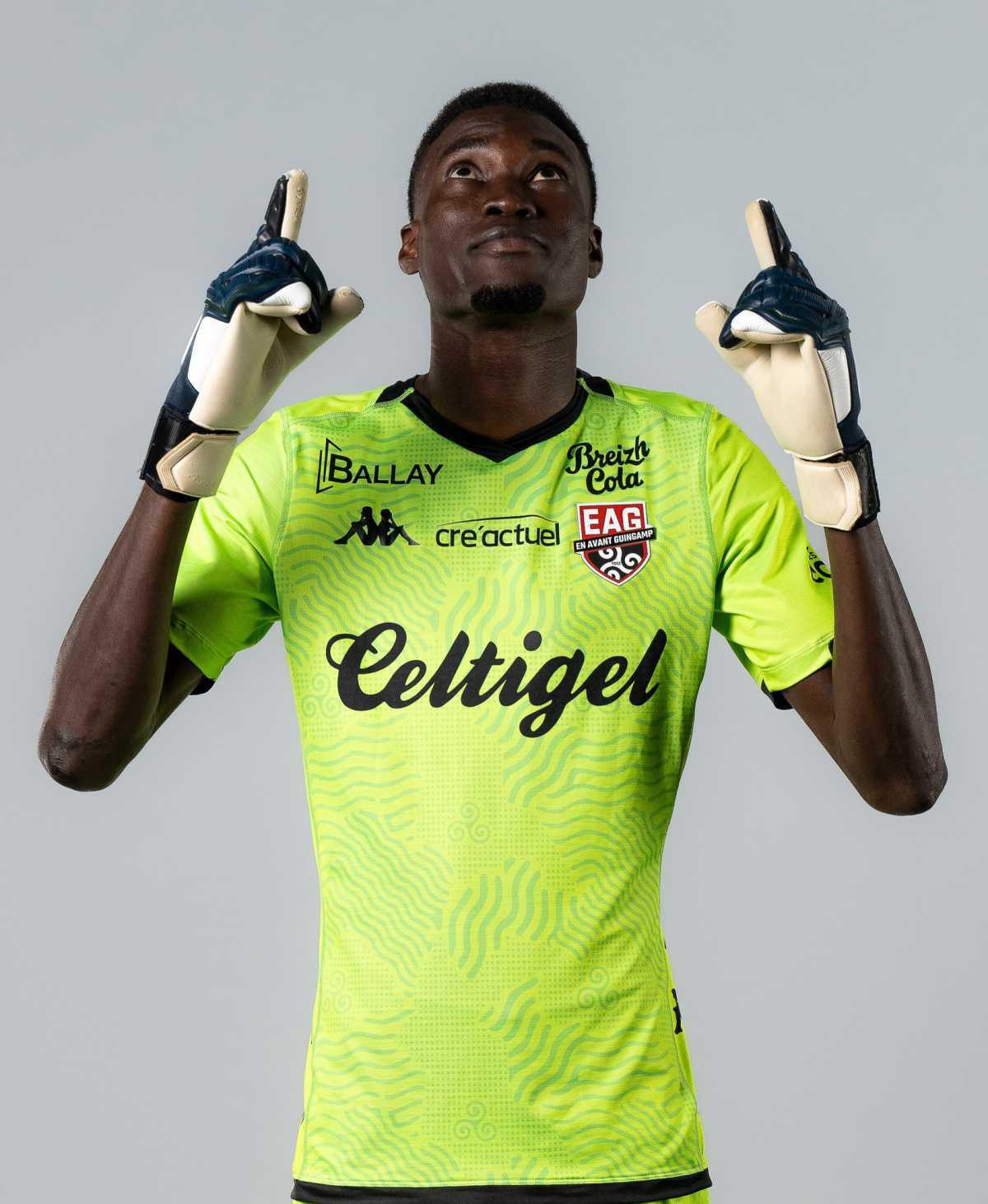 30 Babacar NIASSE