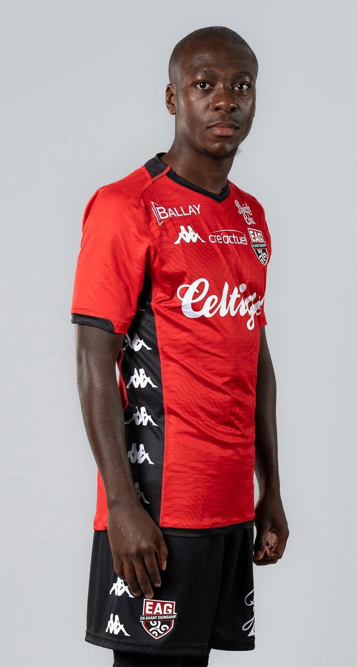 23 Taylor LUVAMBO