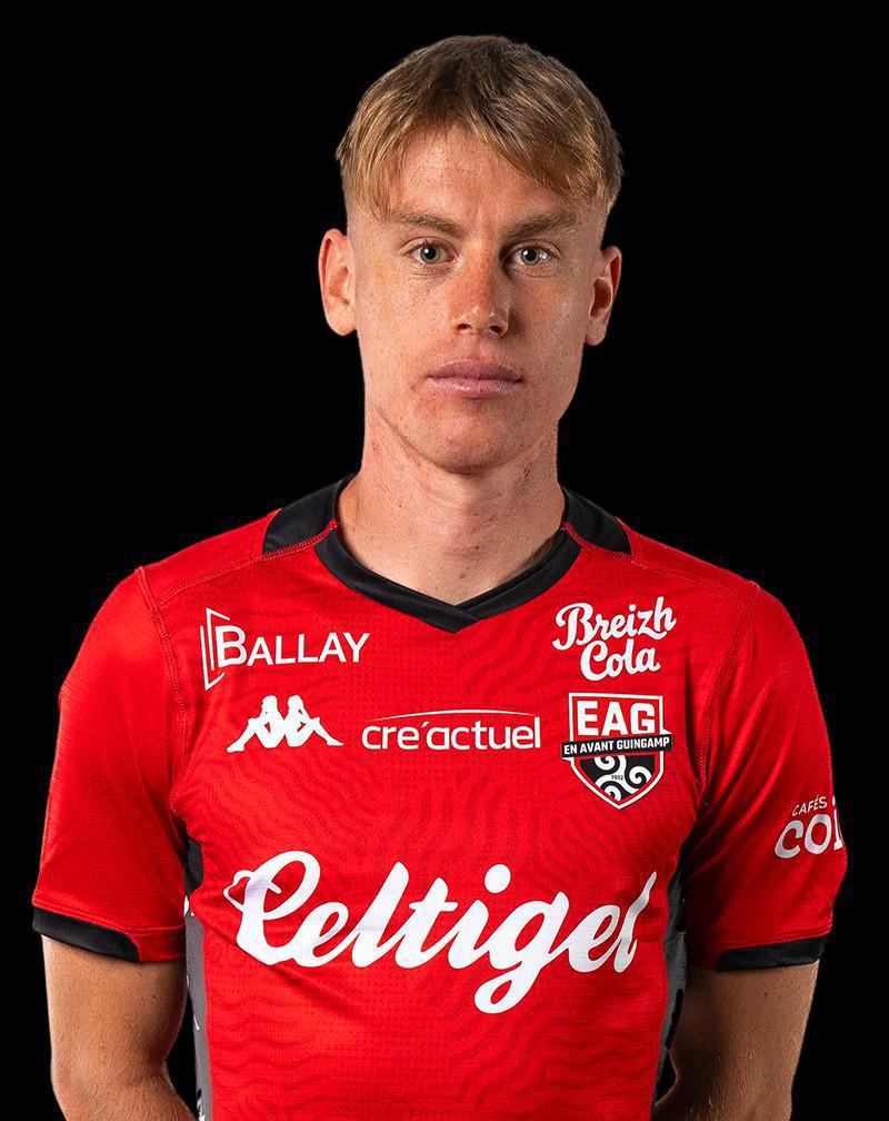 26 Matthis RIOU