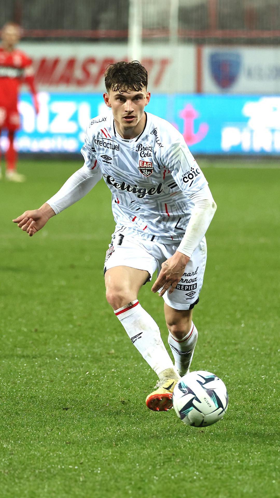 2 Lucas MARONNIER