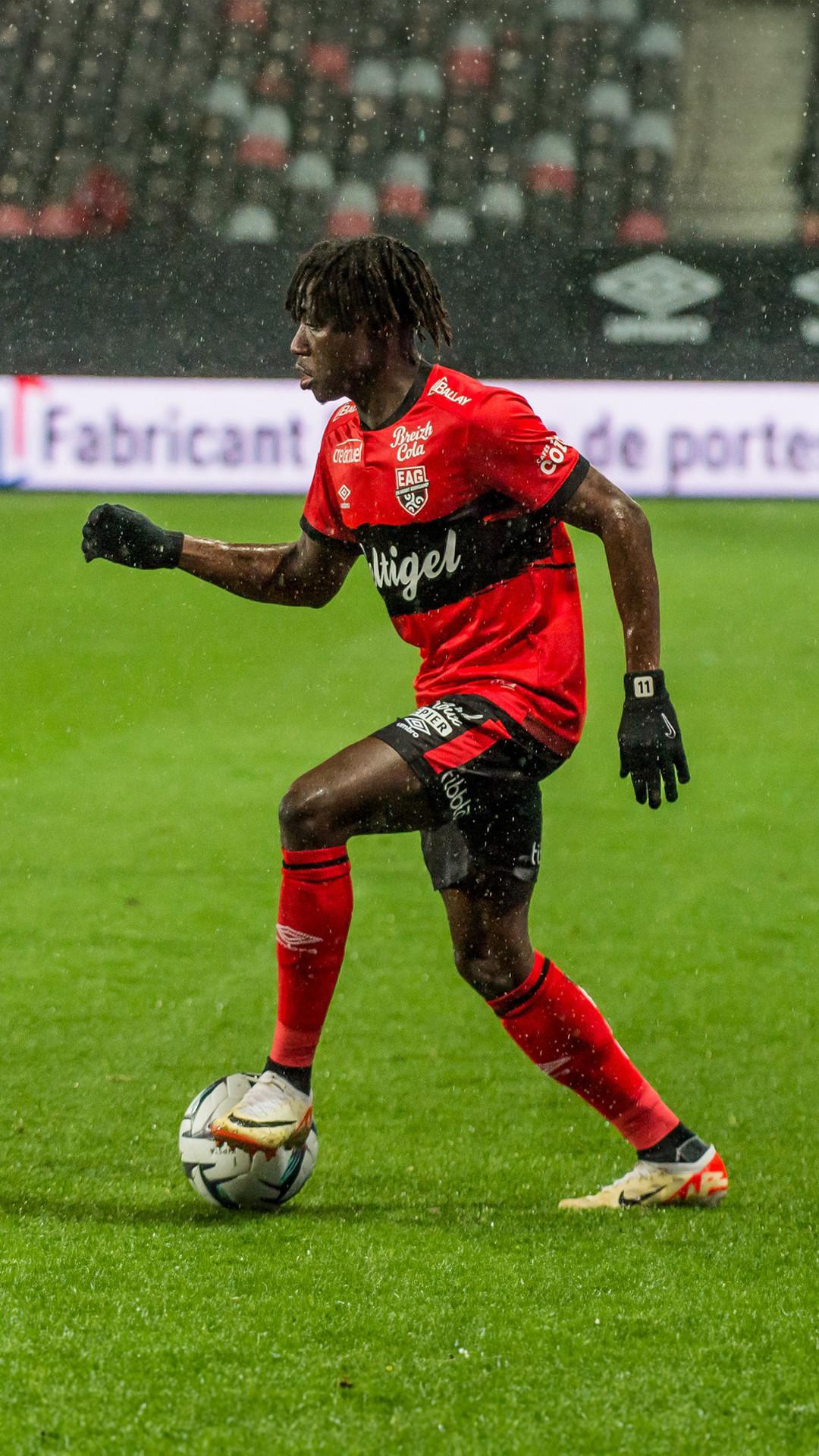 11 Amadou SAGNA