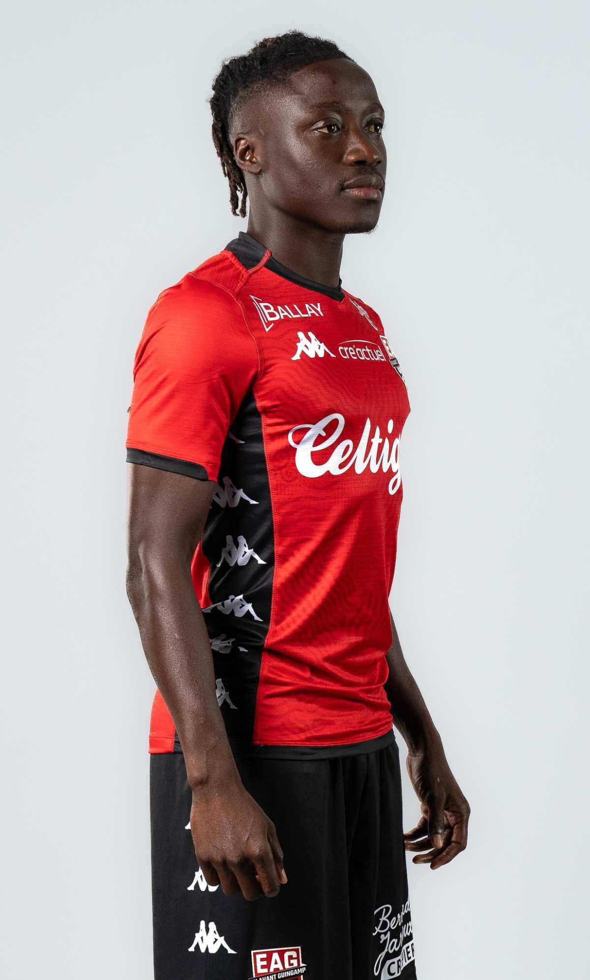 11 Amadou SAGNA