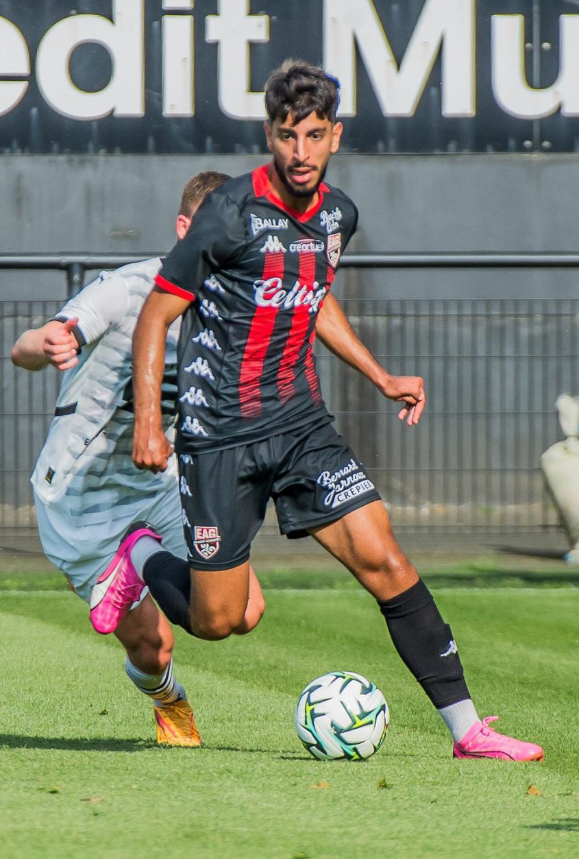 27 Rayan TOUZGHAR