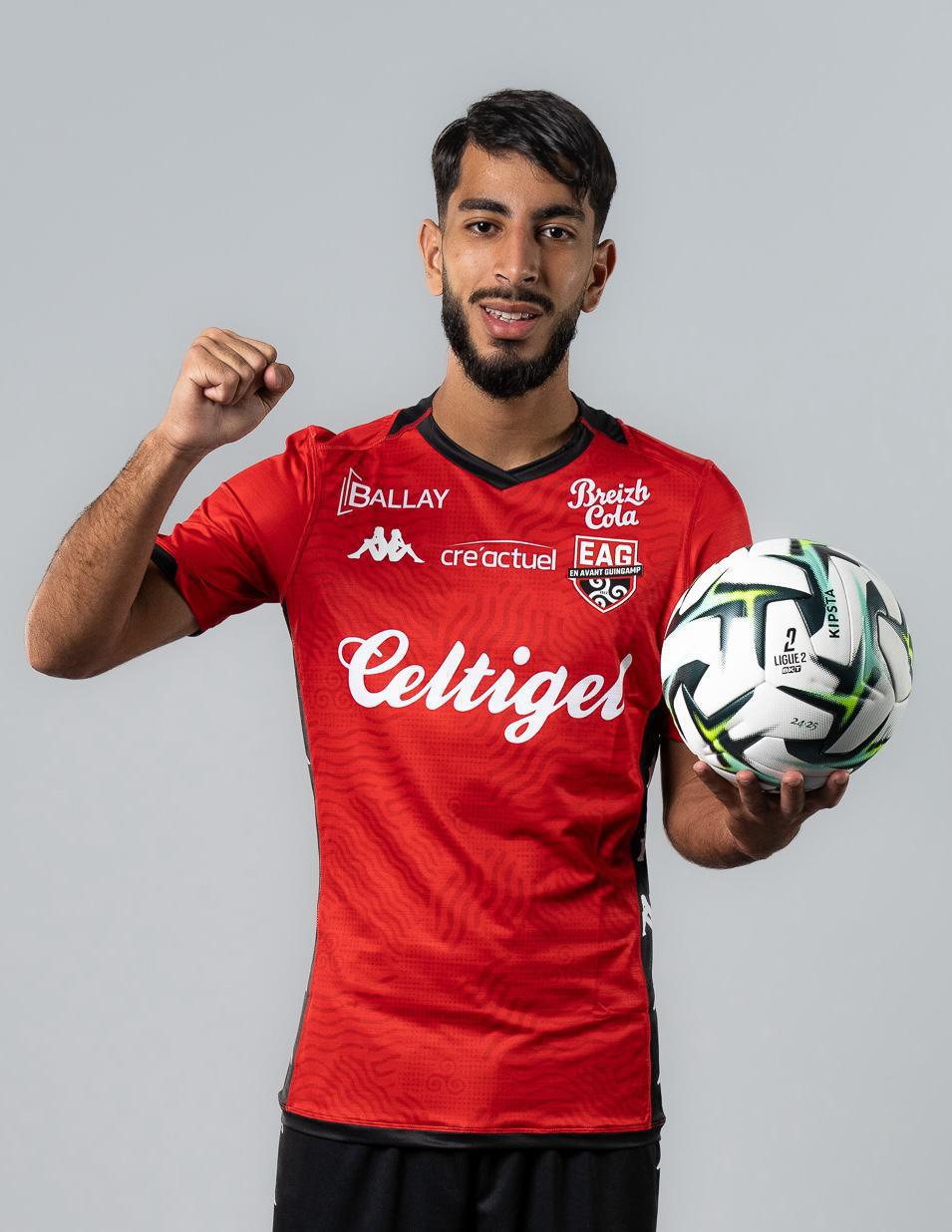 27 Rayan TOUZGHAR